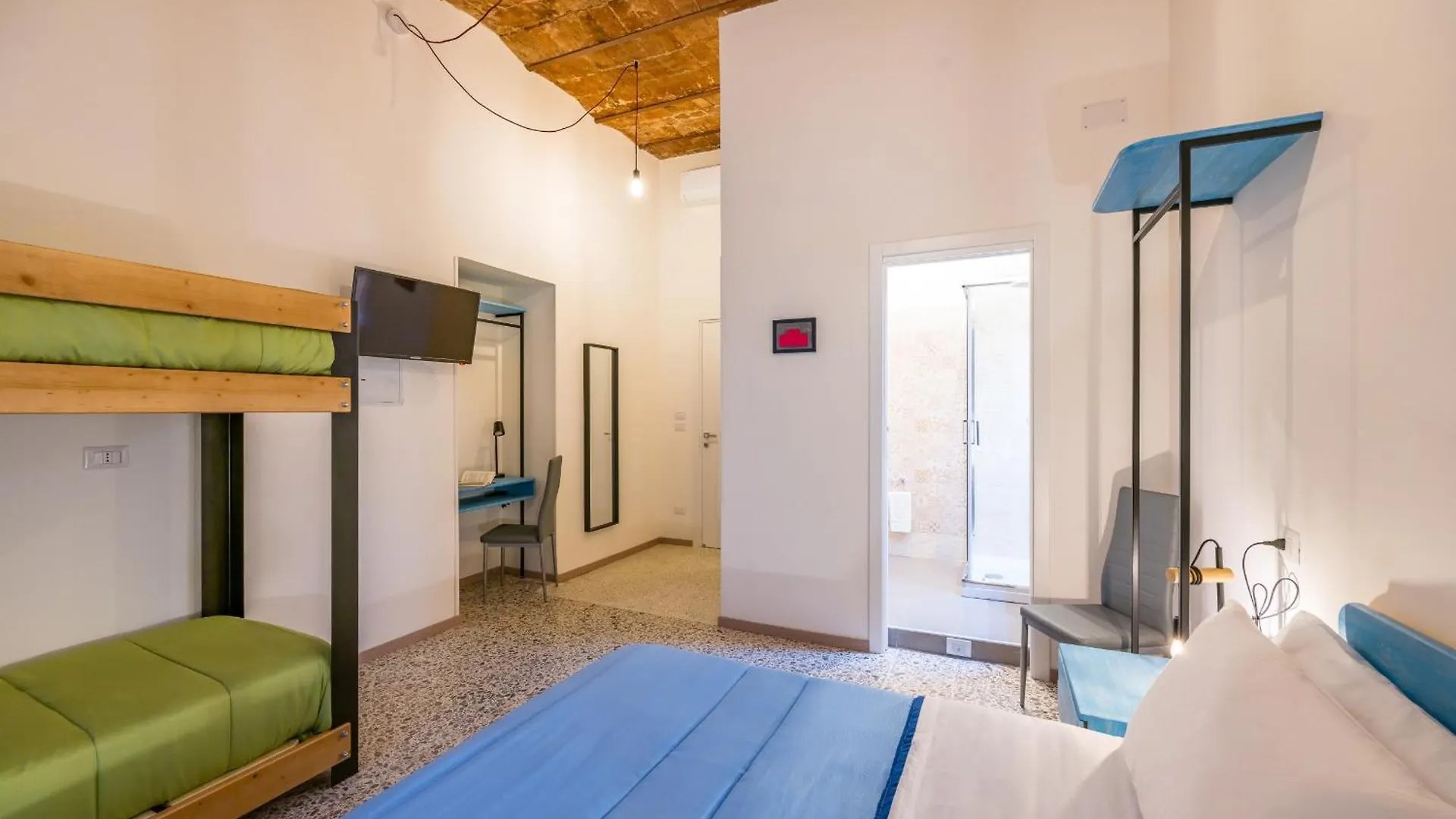 Via Milano Central Station Apartment Naples 0*,  Italy