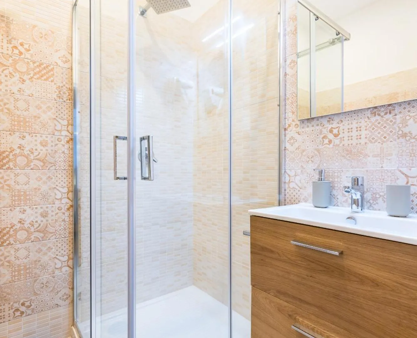 Via Milano Central Station Apartment Naples Italy