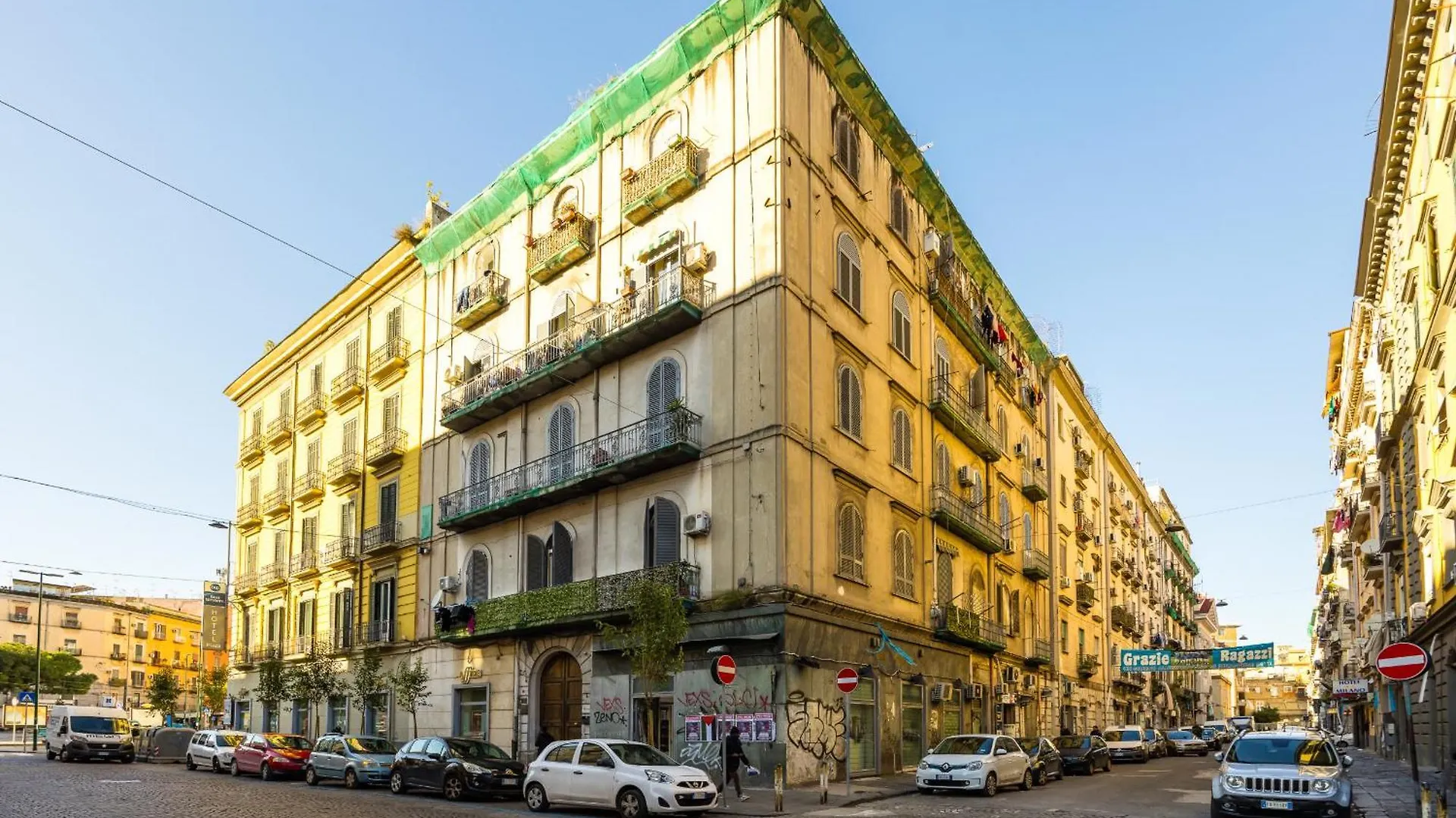 Via Milano Central Station Apartment Naples Italy